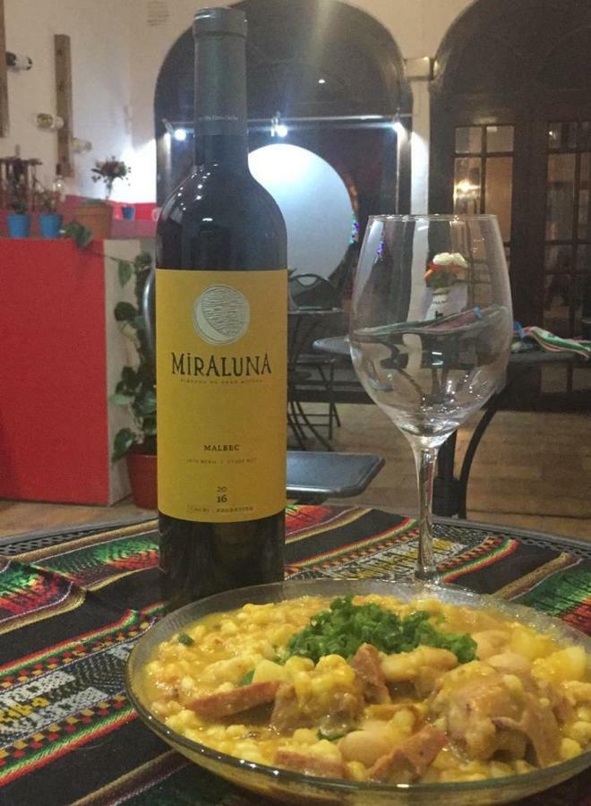 萨尔塔 Kusisa酒店 外观 照片